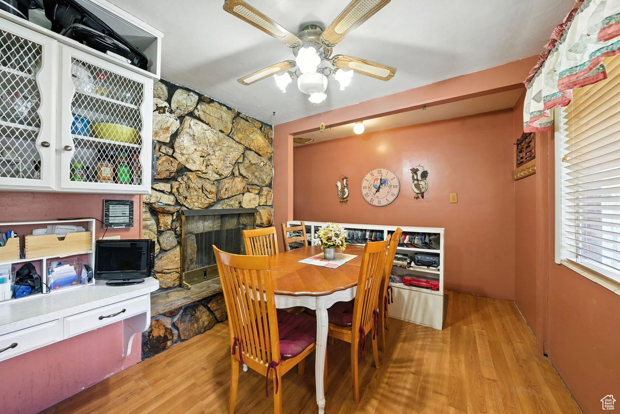 Kitchen/Dining w/Fireplace