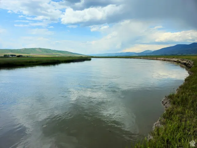 Water view featuring a mountainous background