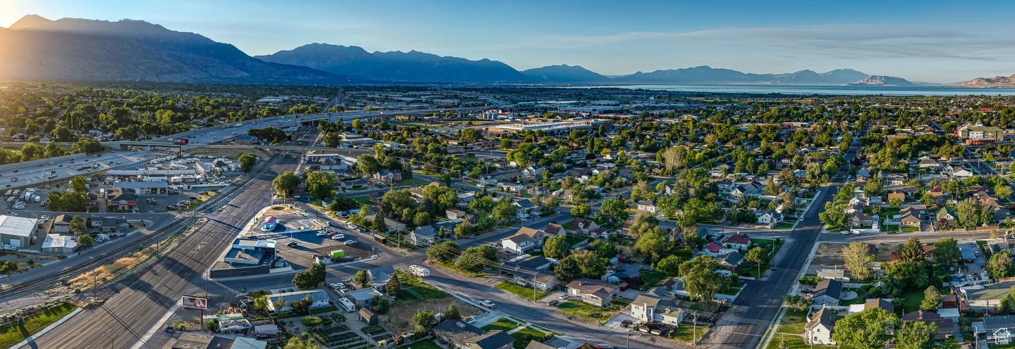 View of property location with a mountain backdrop