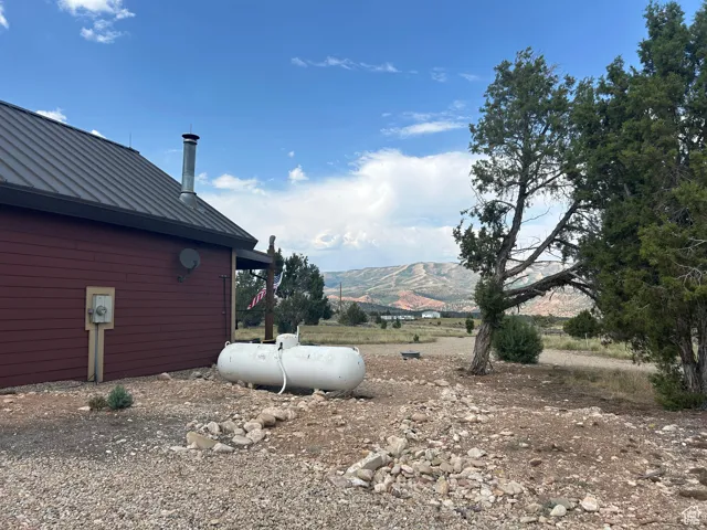 View of yard with a mountain view