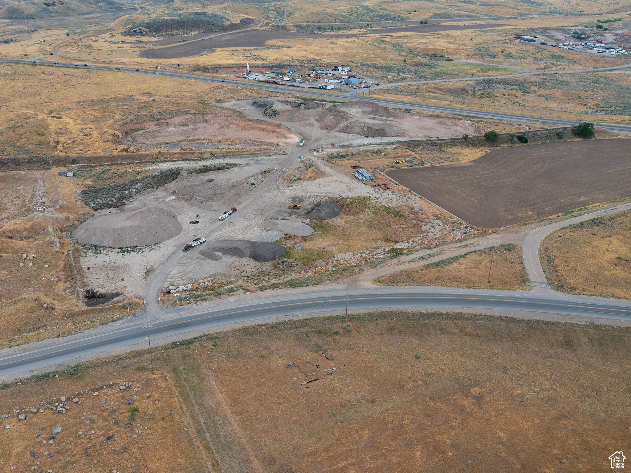 Aerial view of property and surrounding area with rural landscape and a desert landscape