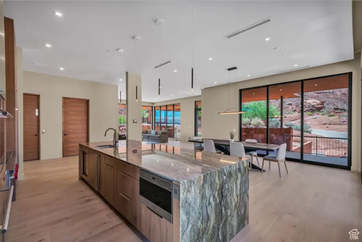 784 N Sanctuary Pl, Ivins, Utah 84738