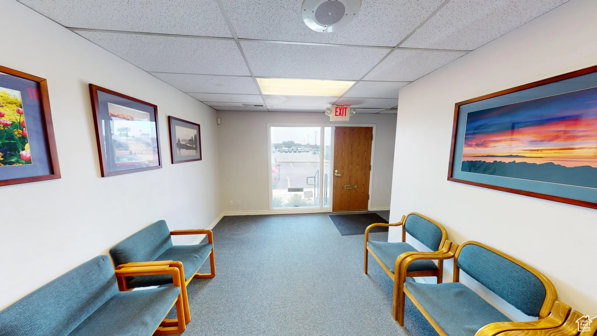 Lobby featuring a paneled ceiling