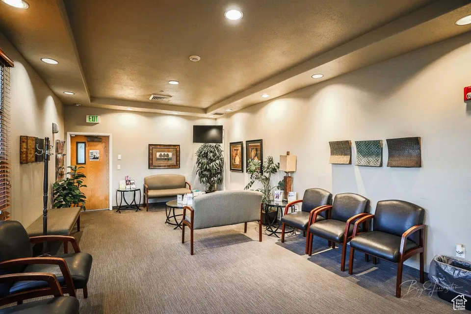 Building lobby featuring recessed lighting