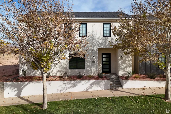 View of front of the property