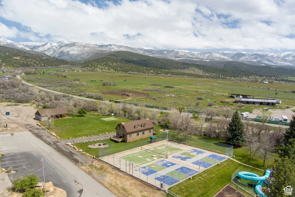 Access to Skyline Mountain Resort amenities