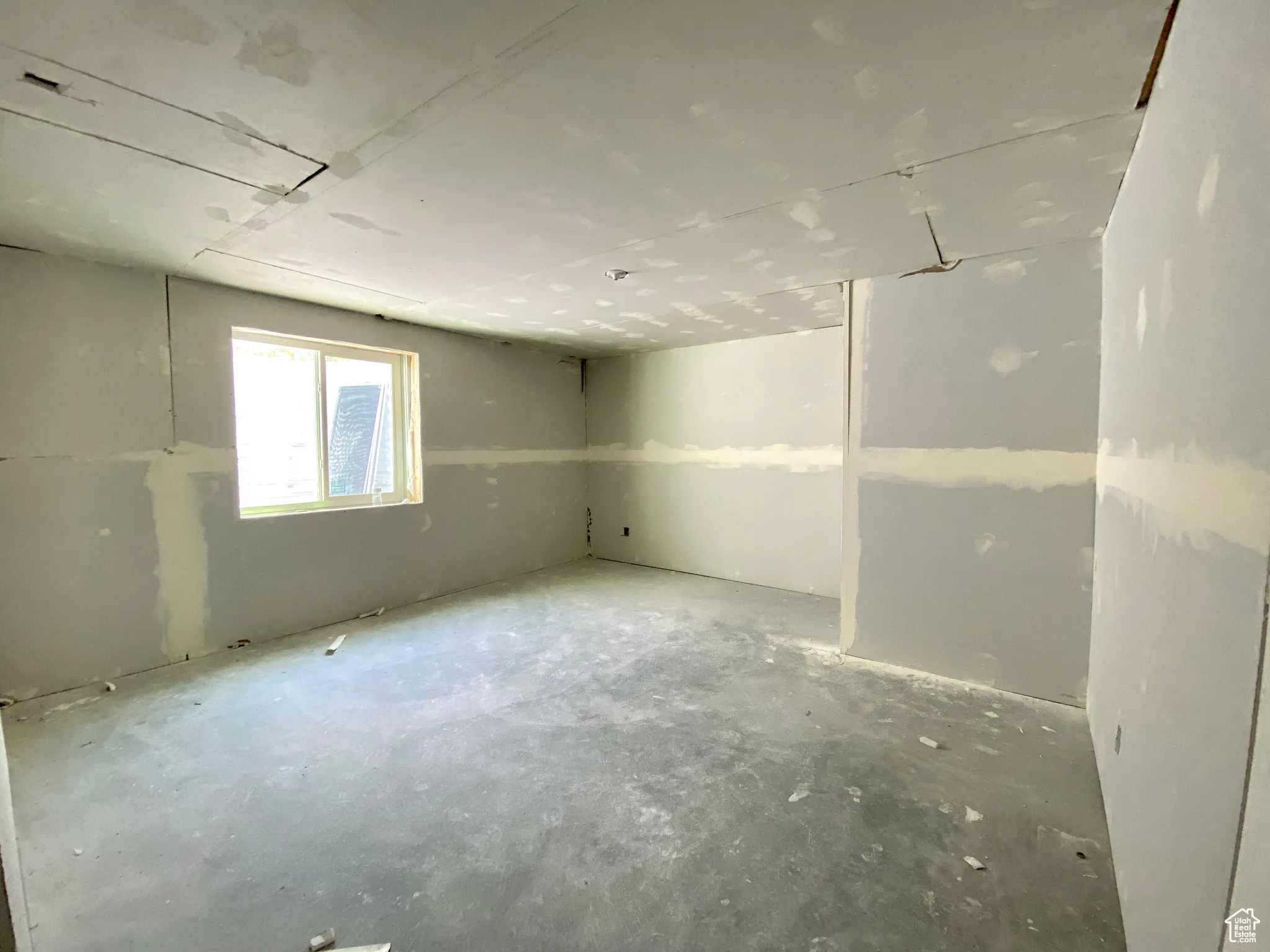 5th bedroom. The boxed out areas would of been a closet.  They were creating another bathroom for this bedroom but stopped.