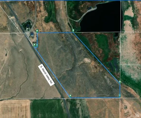 Aerial view of property's location with property parcel outlined