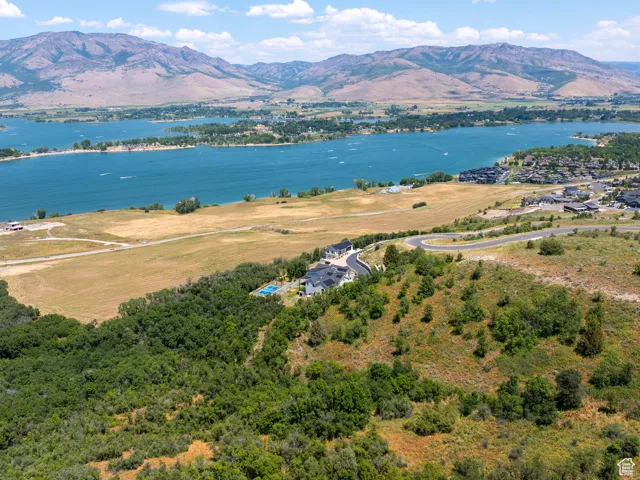 5948 E Nighthawk Ln, Huntsville, Utah 84317