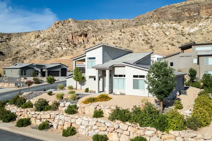 458 N 200 E, La Verkin, Utah 84745