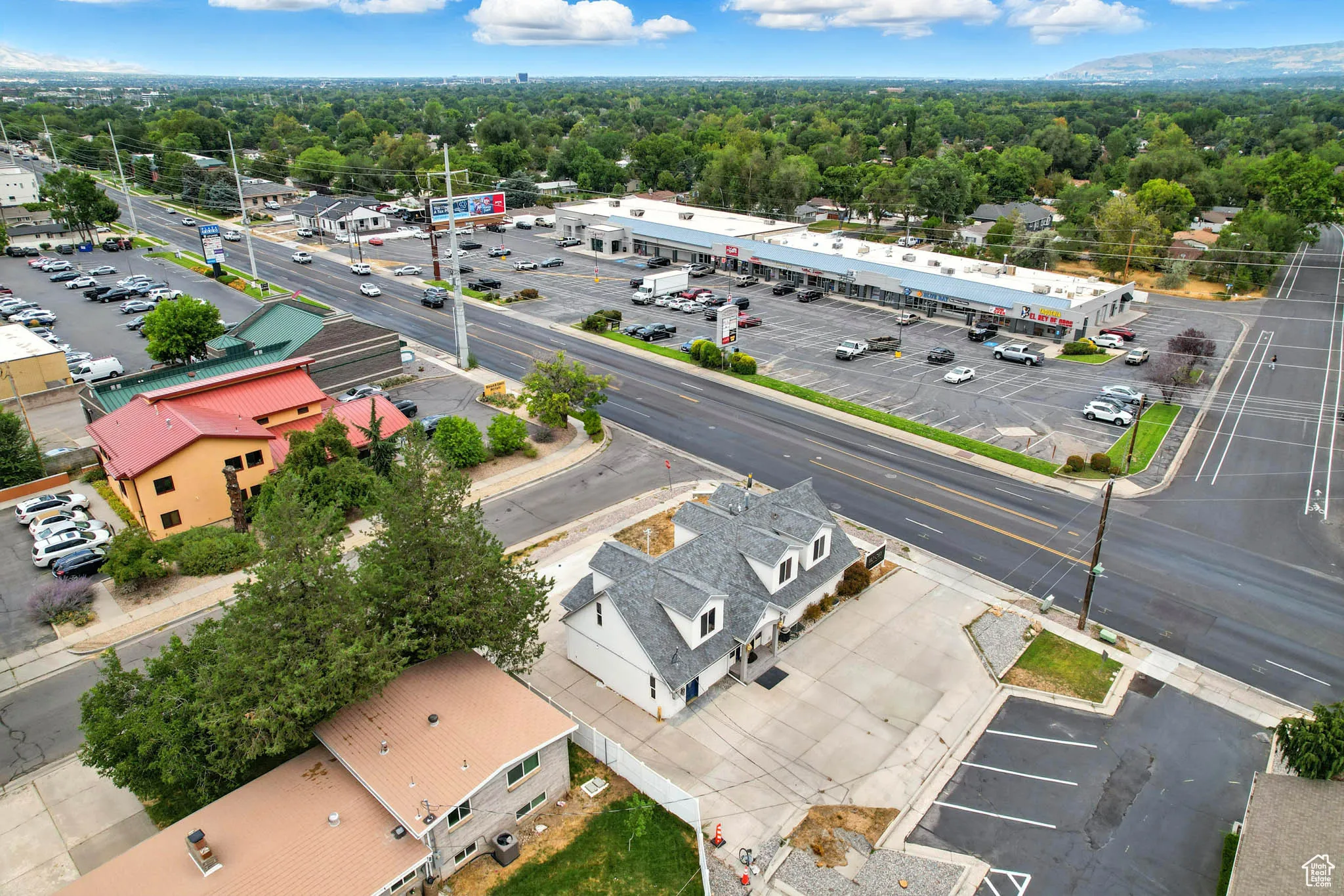 Drone / aerial view of a commercial area