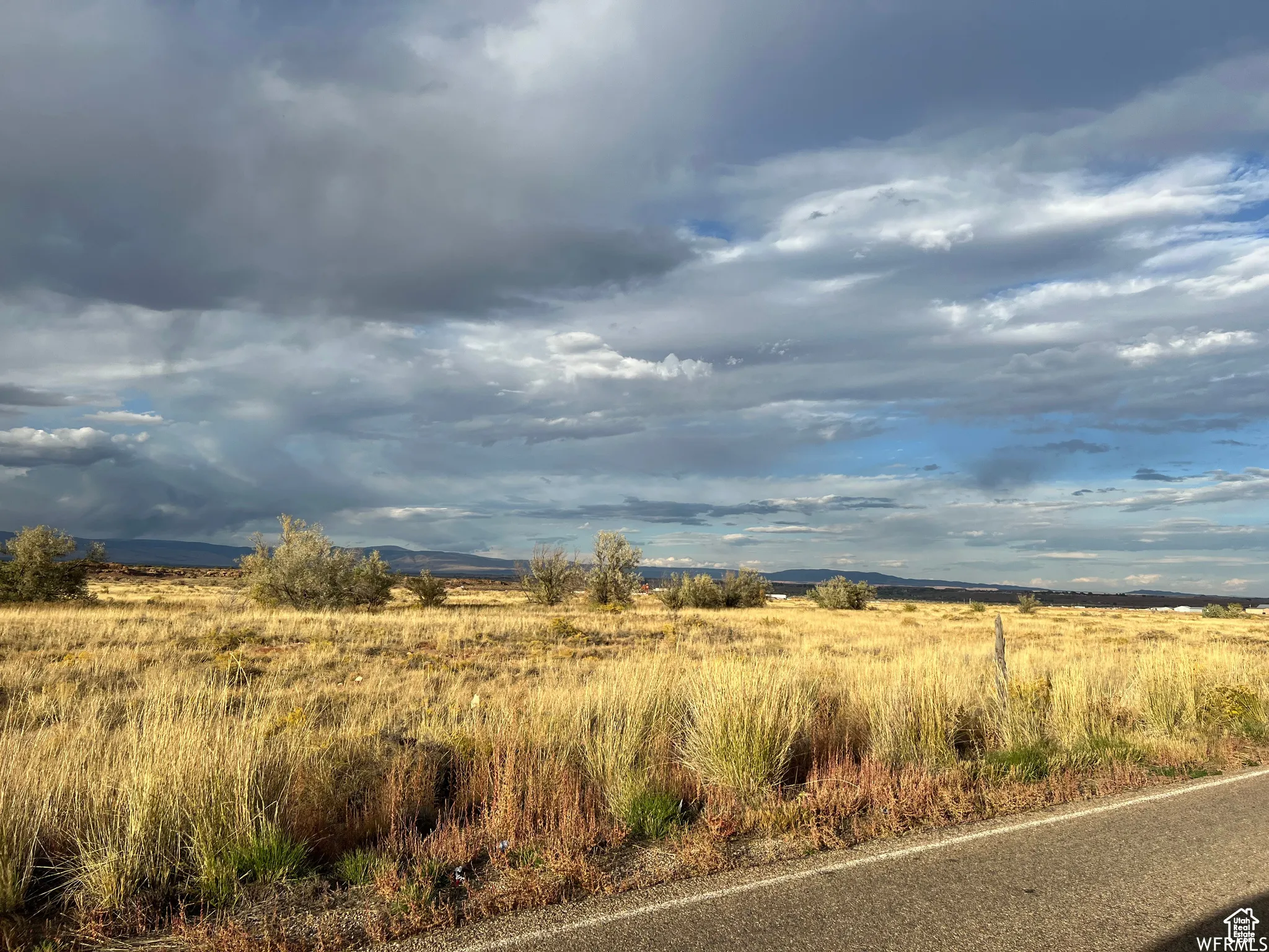 View of local wilderness featuring rural landscape