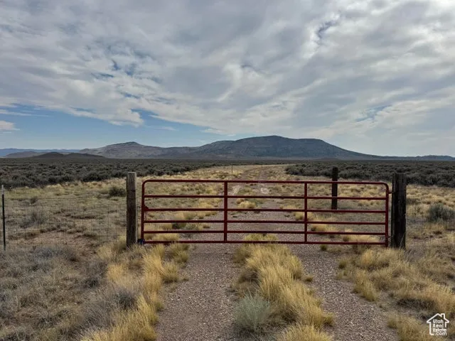 Gate featuring a mountain view