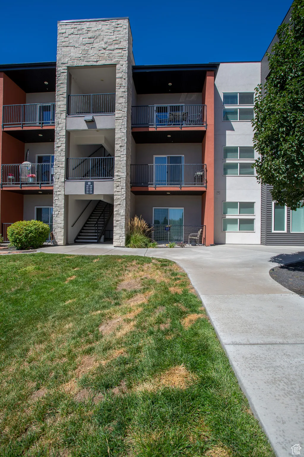 View of apartment building / complex