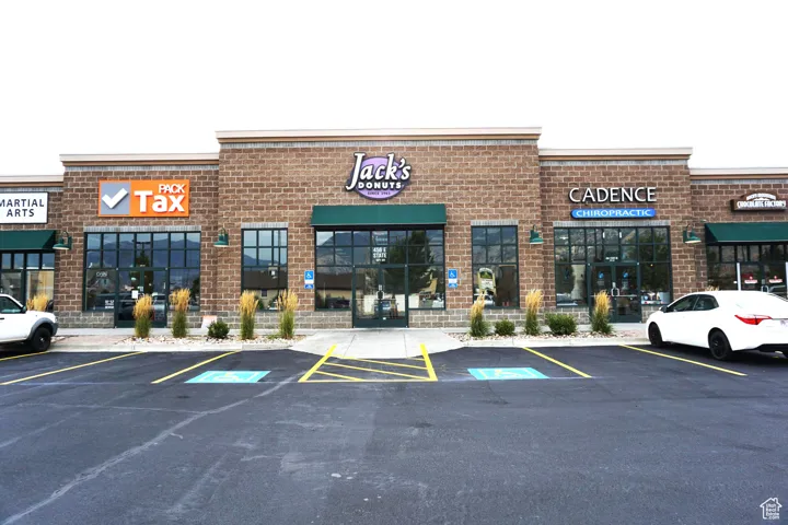 Jack's Donuts is the space available for lease