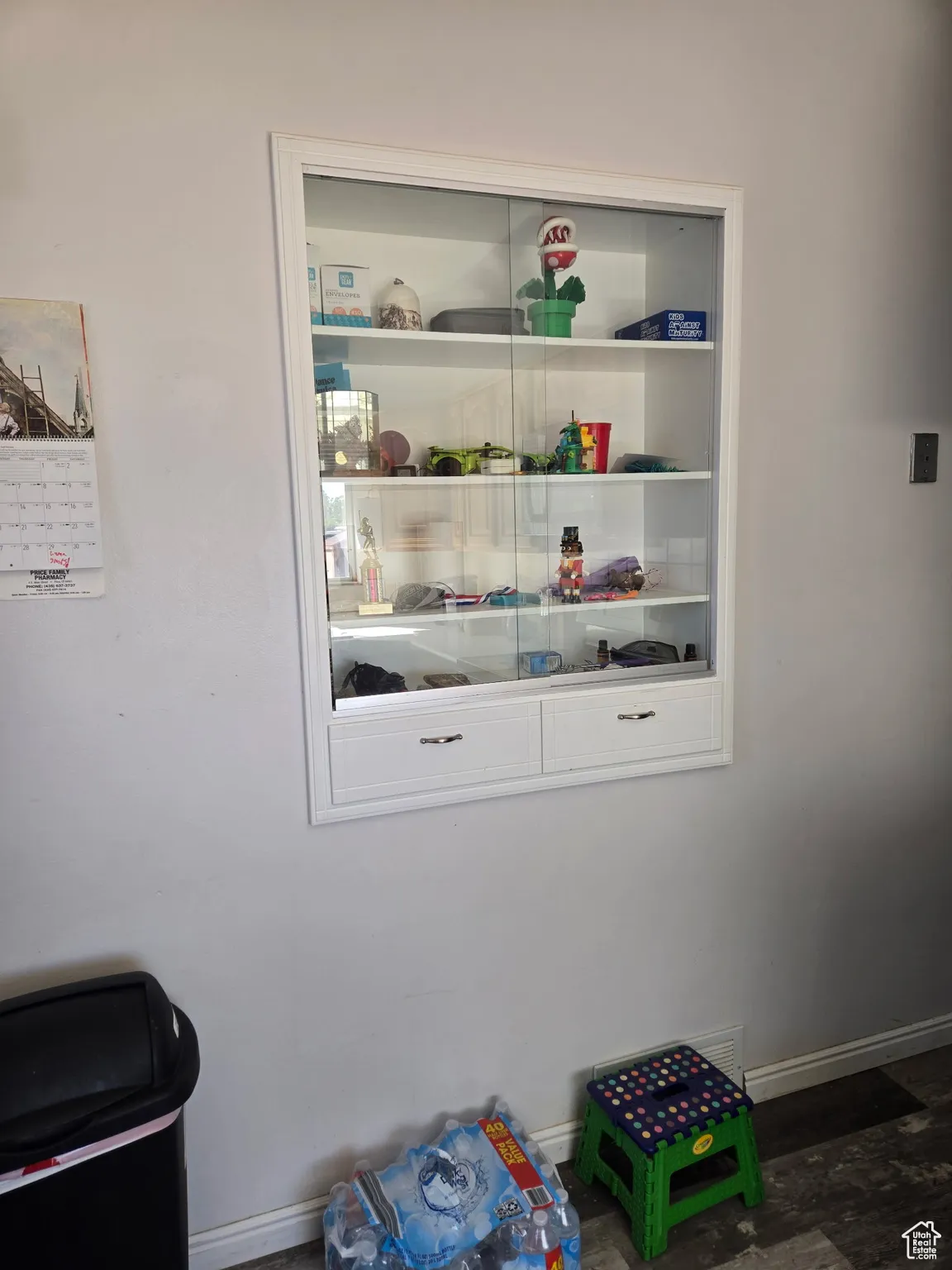 Built in shelve