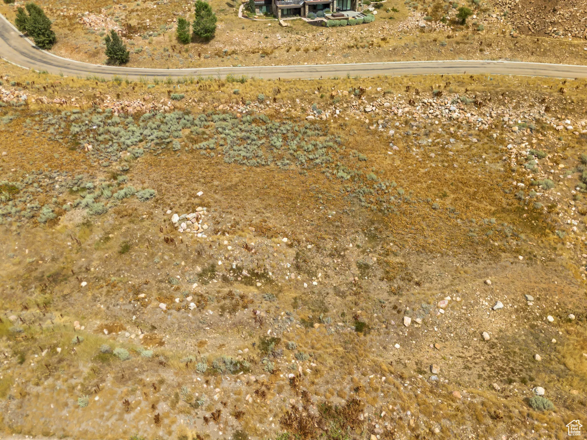 Aerial view of property and surrounding area