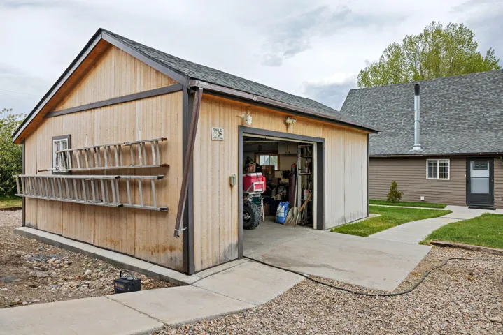 Garage