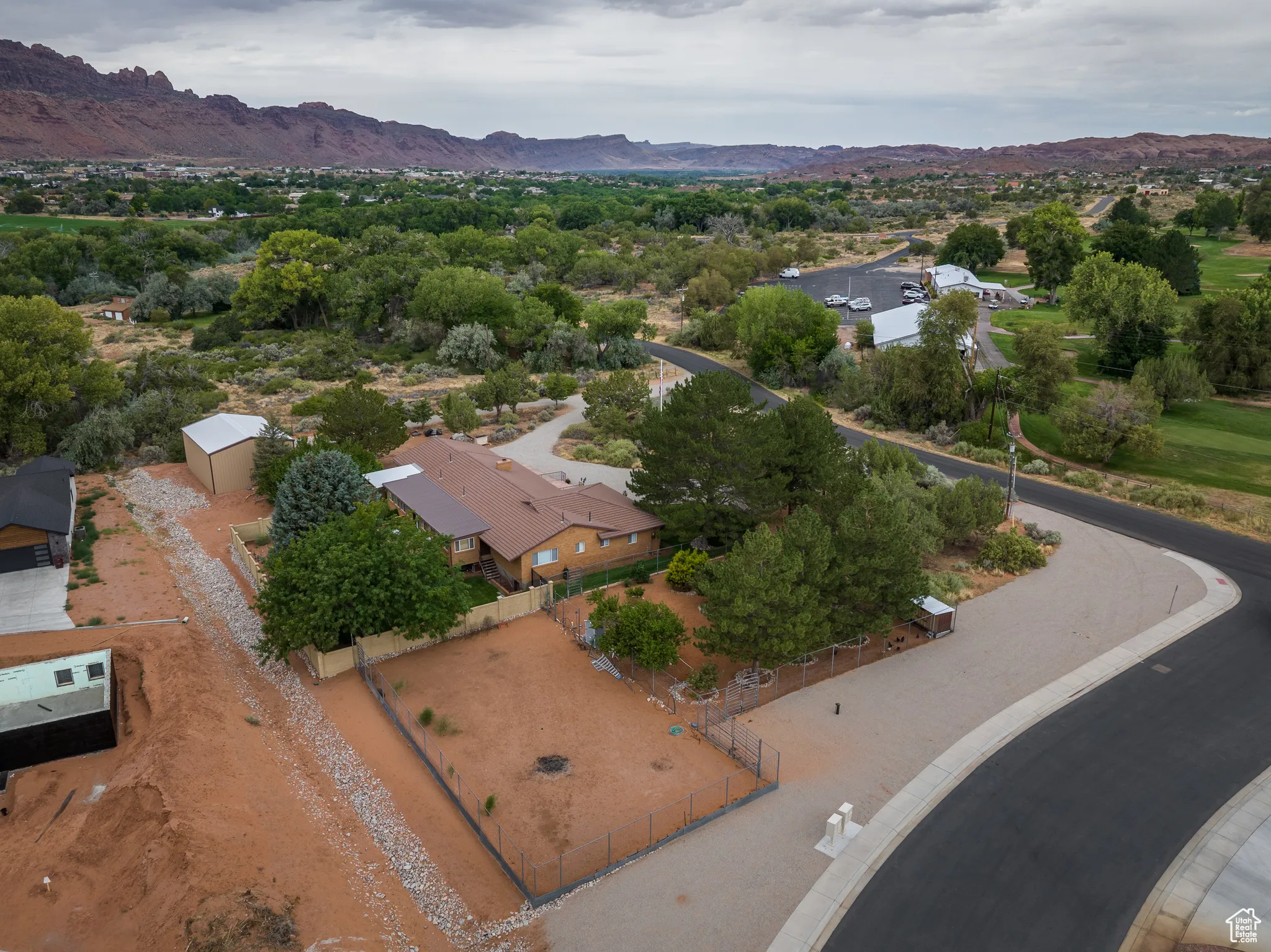 View from above of property featuring mountains