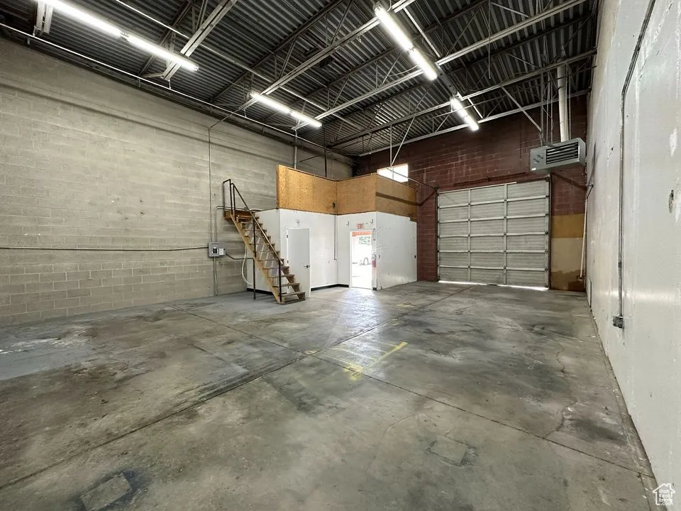 Garage with a heating unit