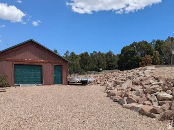 Toy Garage/Workshop and RV Parking