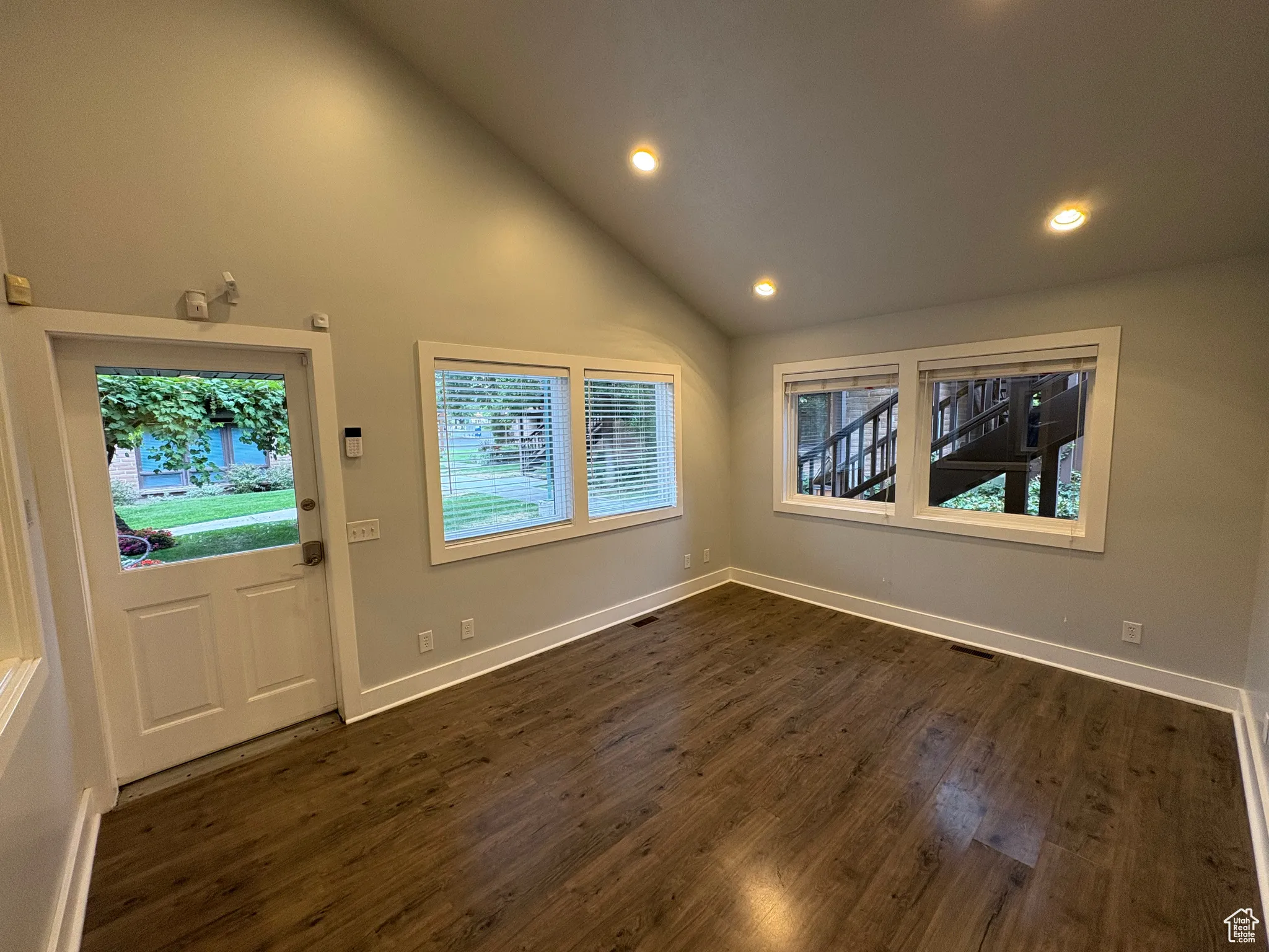 Entry reception area.