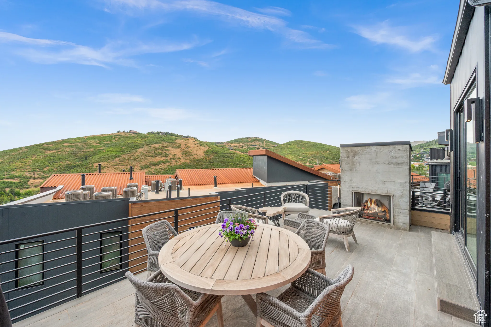 Everyone loves an outdoor place to gather and this heated deck and fireplace won't disappoint.