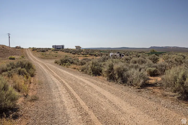 112 S Cottontail Ave, La Sal, Utah 84530