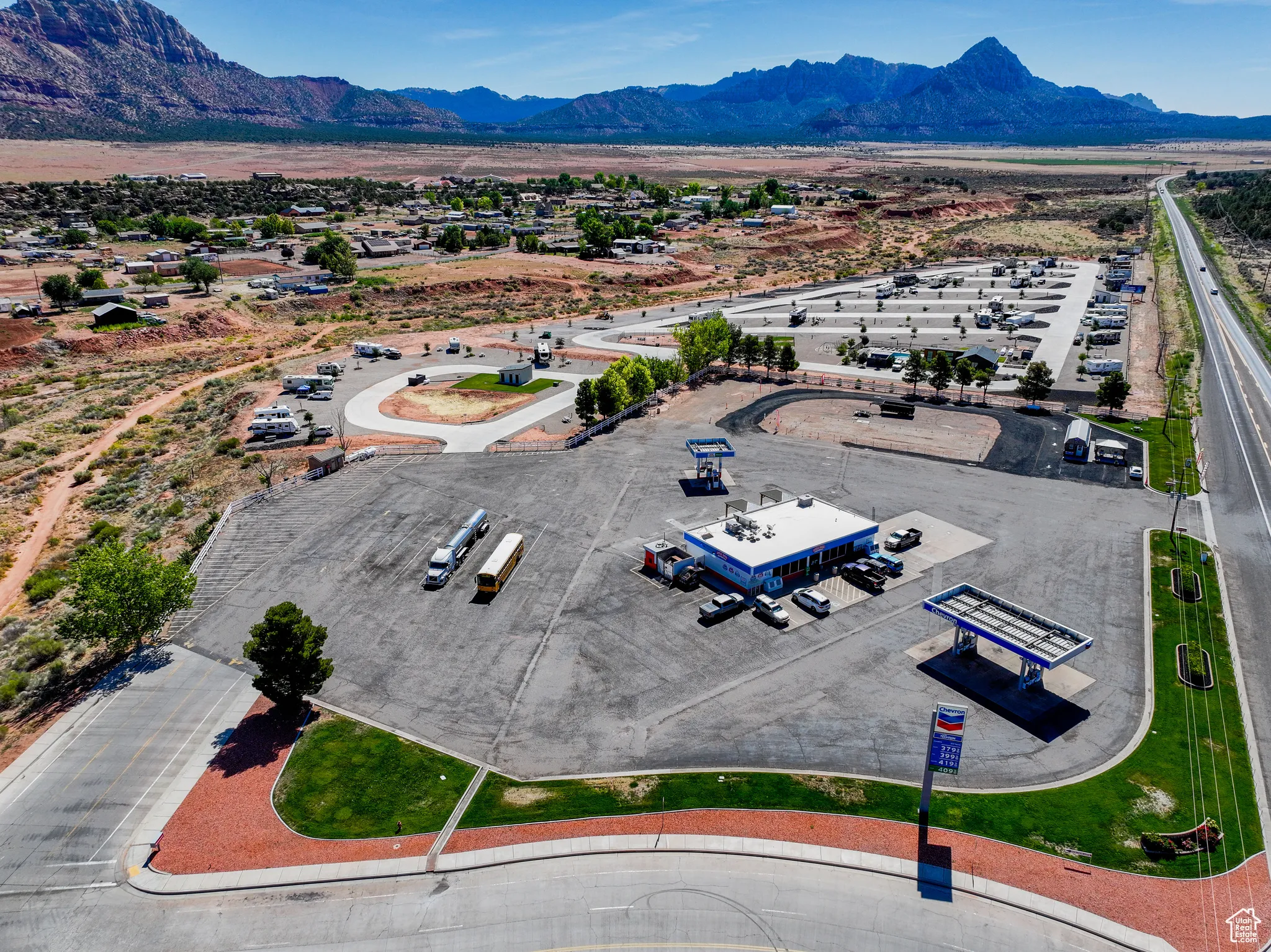 Bird's eye view of a mountainous background