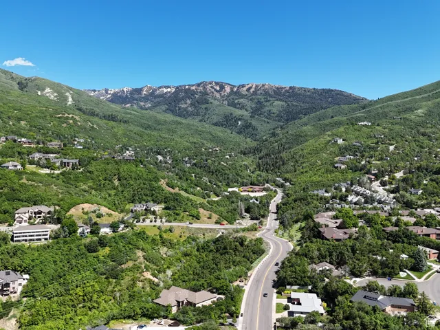 looking into Mueller Park Canyon