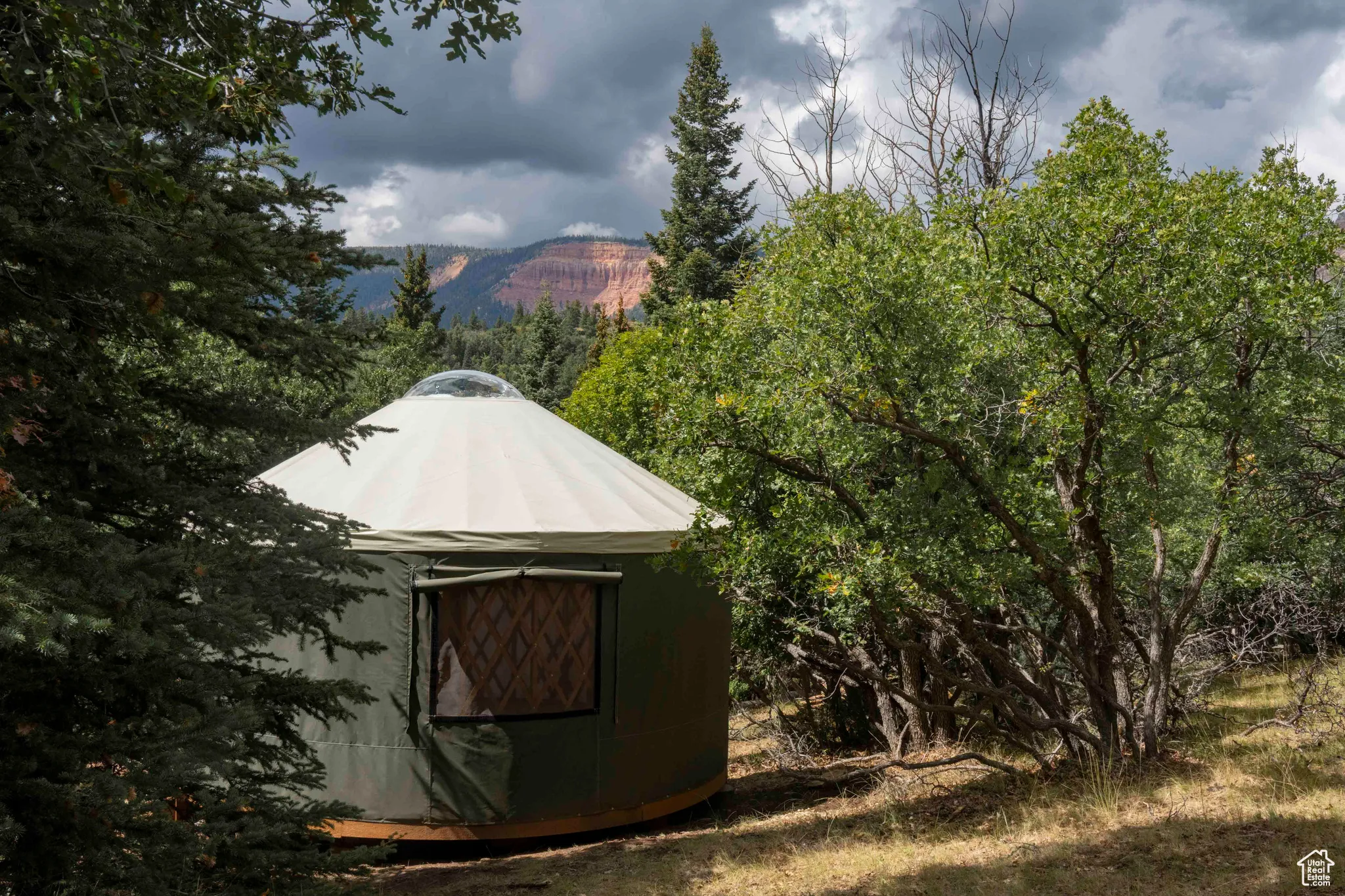 View of outdoor structure with a mountain view
