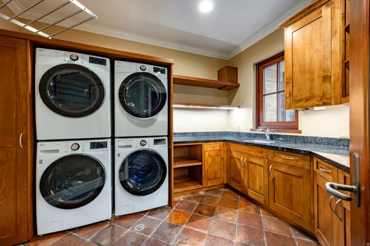 17 White Pine Canyon Rd, Park City, Utah 84060