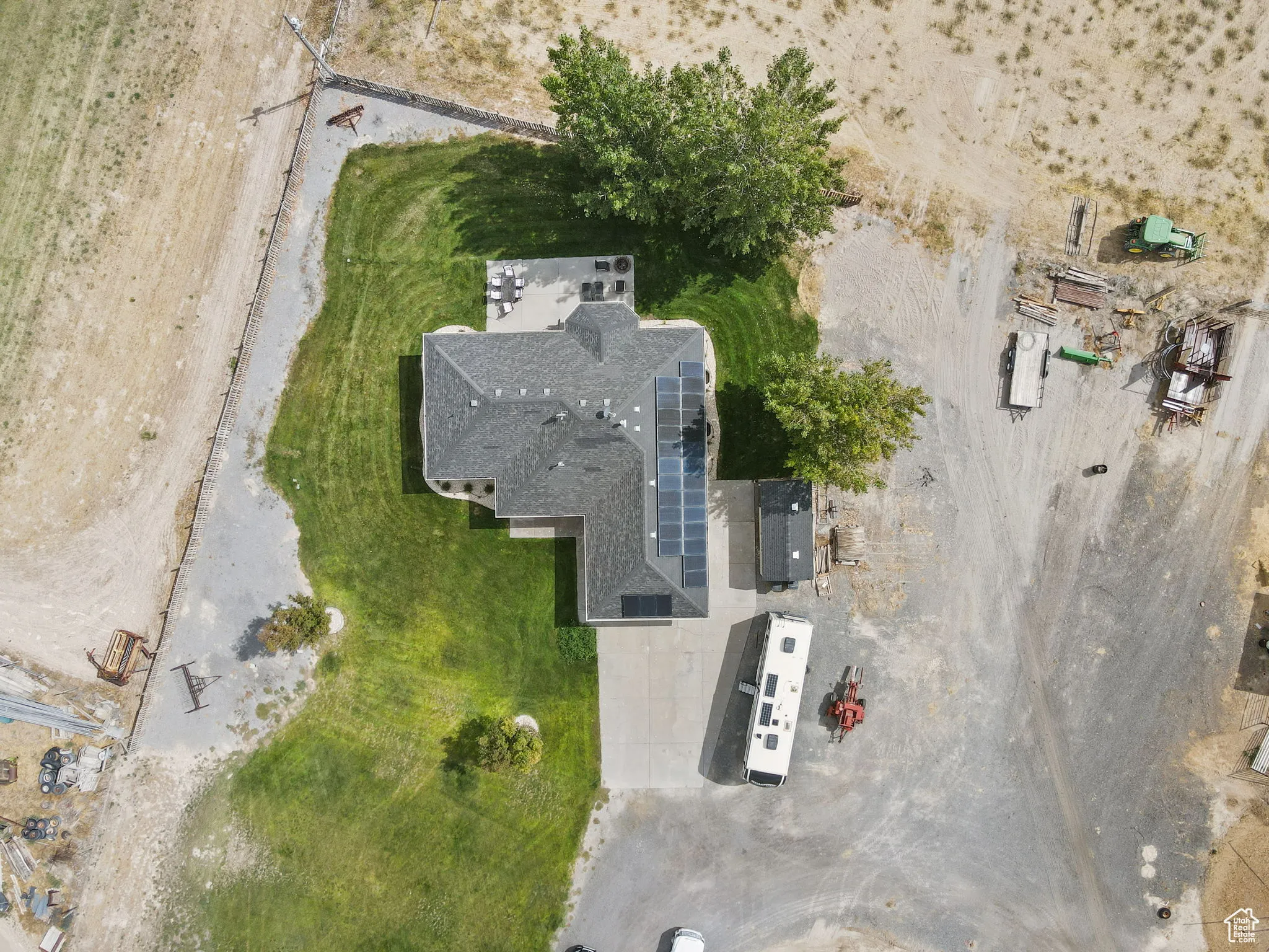 Aerial overview of property's location