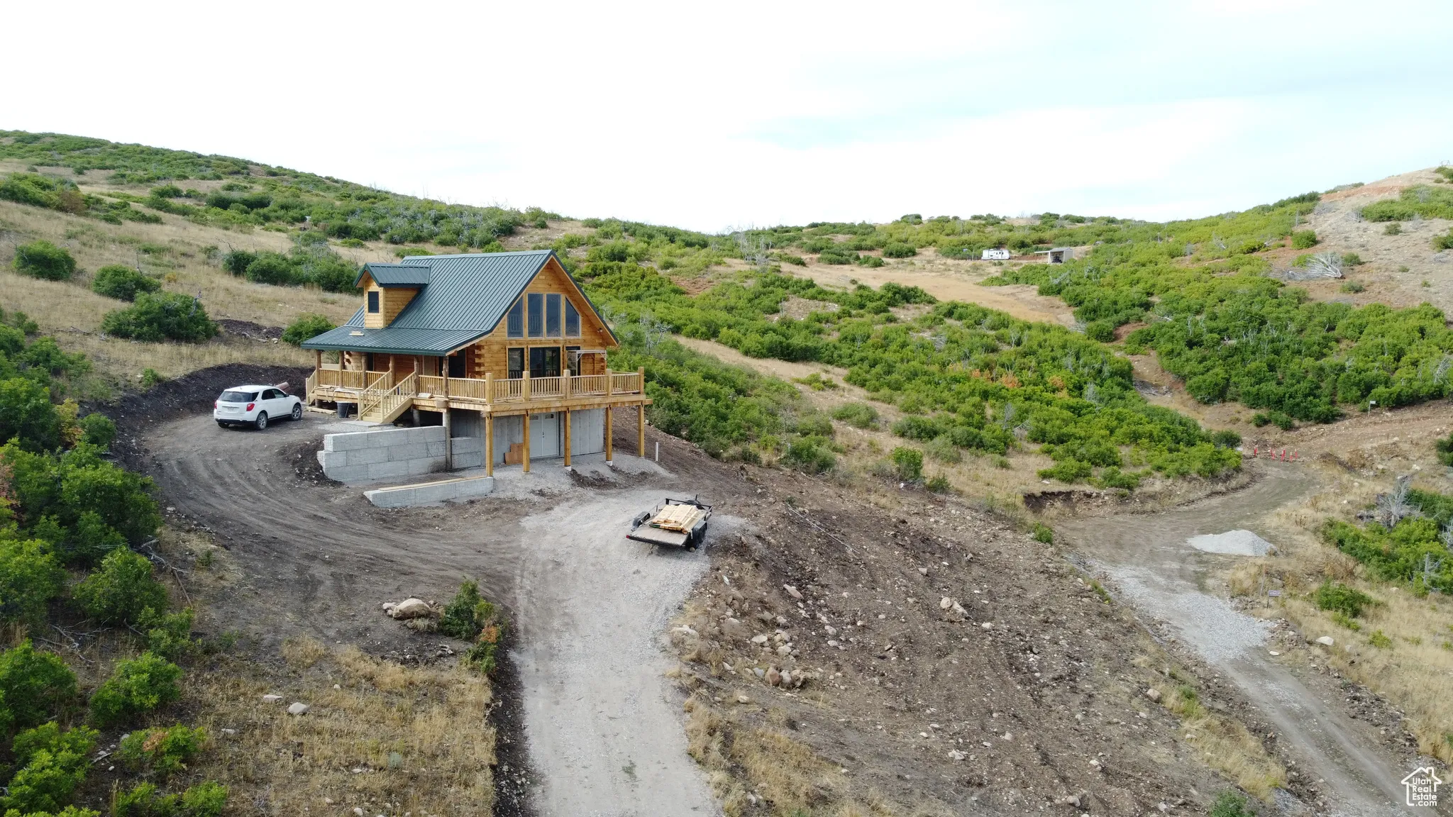 Aerial view of property and surrounding area