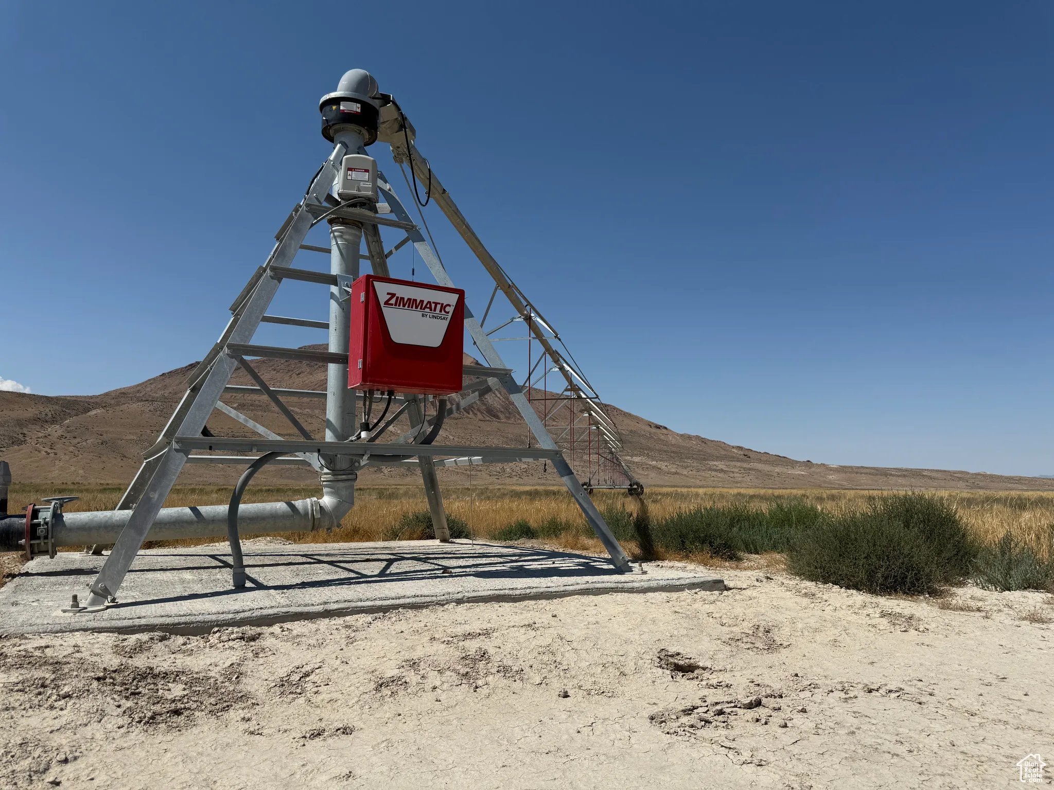View of home's community featuring a mountain view