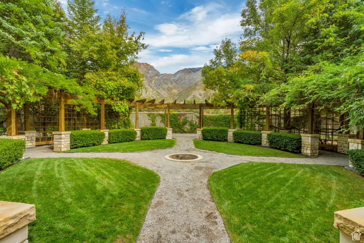 13322 N Grove Dr, Alpine, Utah 84004