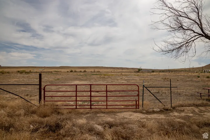 68 N King St, Thompson, Utah 84540