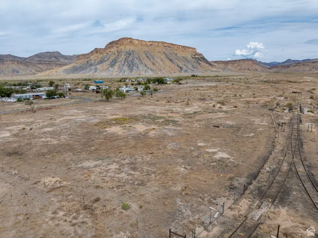 68 N King St, Thompson, Utah 84540