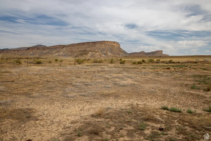 68 N King St, Thompson, Utah 84540
