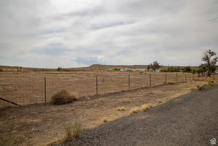 68 N King St, Thompson, Utah 84540