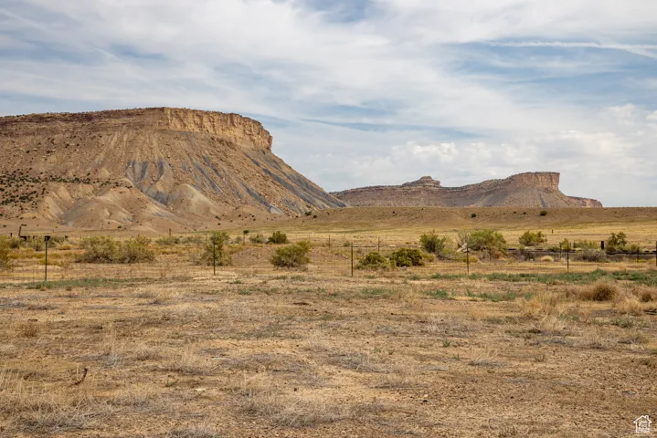68 N King St, Thompson, Utah 84540