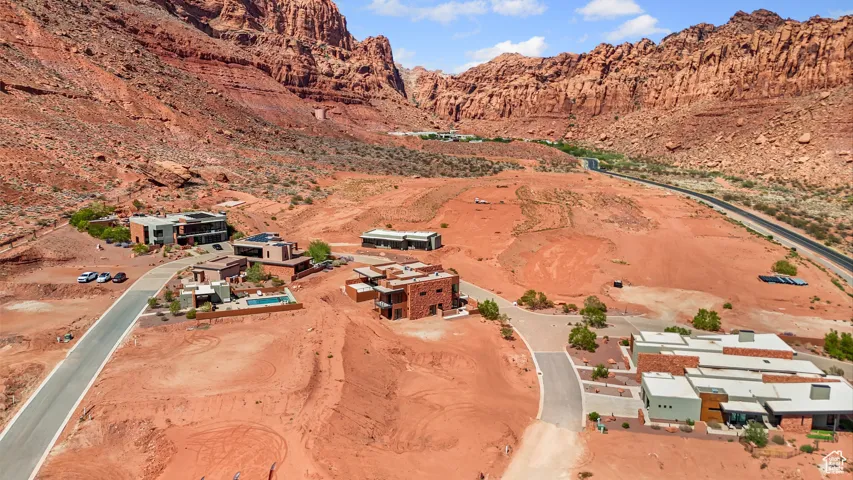 706 Sancturay Pl, Ivins, Utah 84738