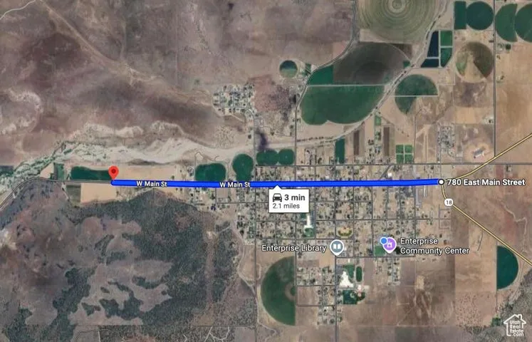 Aerial map of property and surrounding area