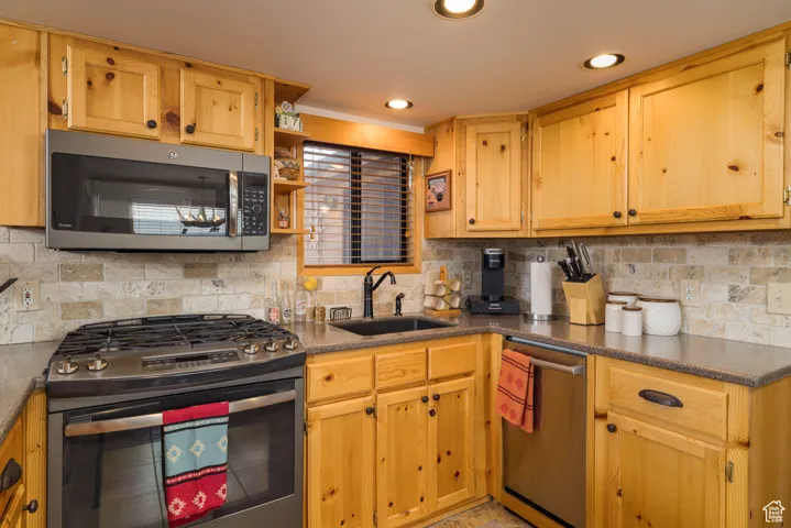 10 Pioneer Dr., Moab, Utah 84532