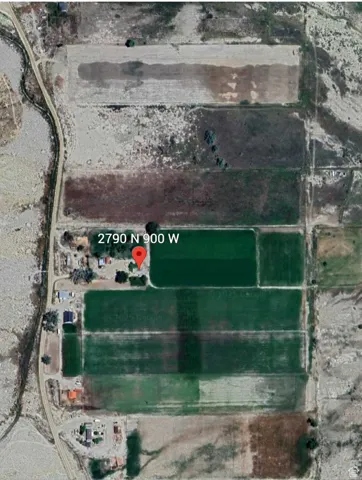 Aerial overview of property's location