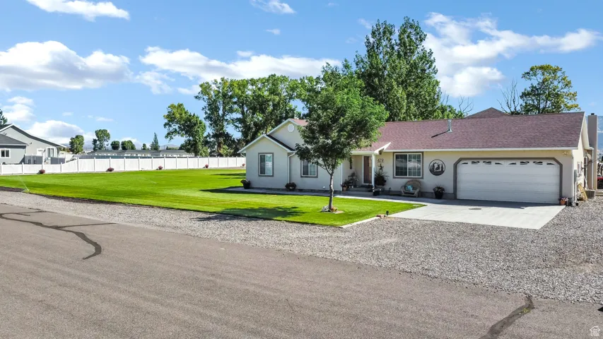 479 S 500 W, Loa, Utah 84747