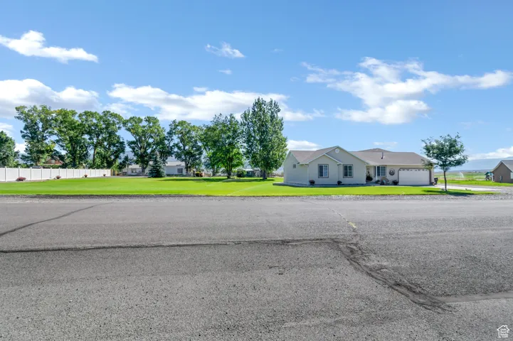 479 S 500 W, Loa, Utah 84747
