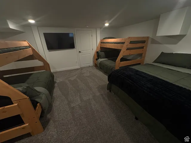 Bedroom with carpet floors