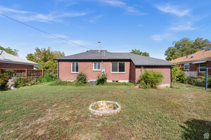 873 N American Beauty Dr, Salt Lake City, Utah 84116