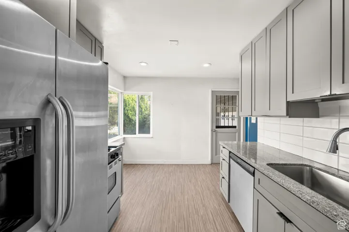 873 N American Beauty Dr, Salt Lake City, Utah 84116